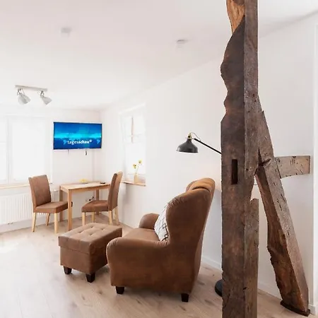 Gaestehaus Hegerweg 2, * Calden