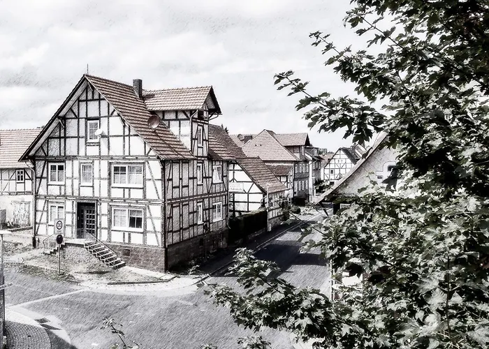 Appartement Gaestehaus Hegerweg 2, Calden